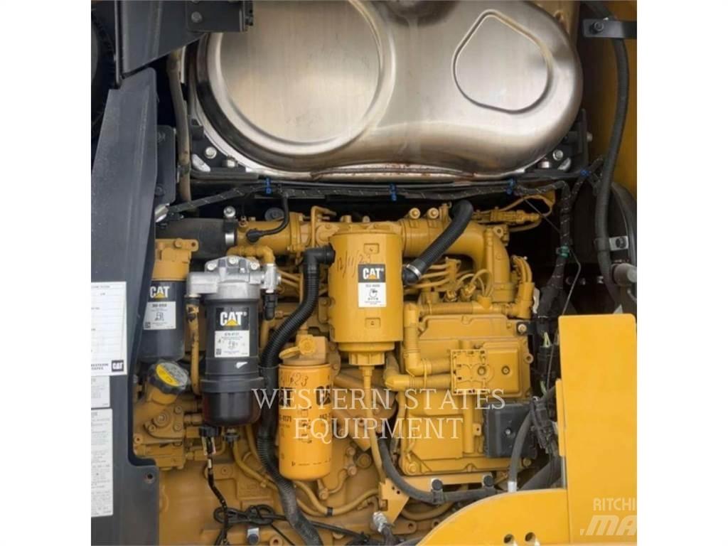 CAT 938M  휠로우더