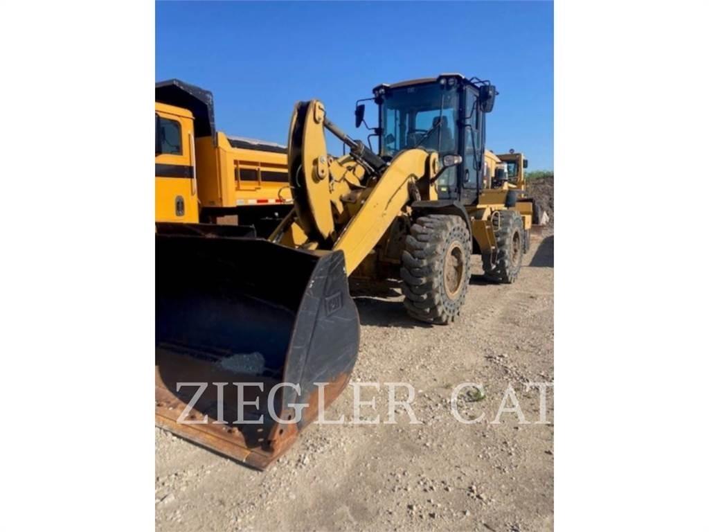 CAT 938M  휠로우더