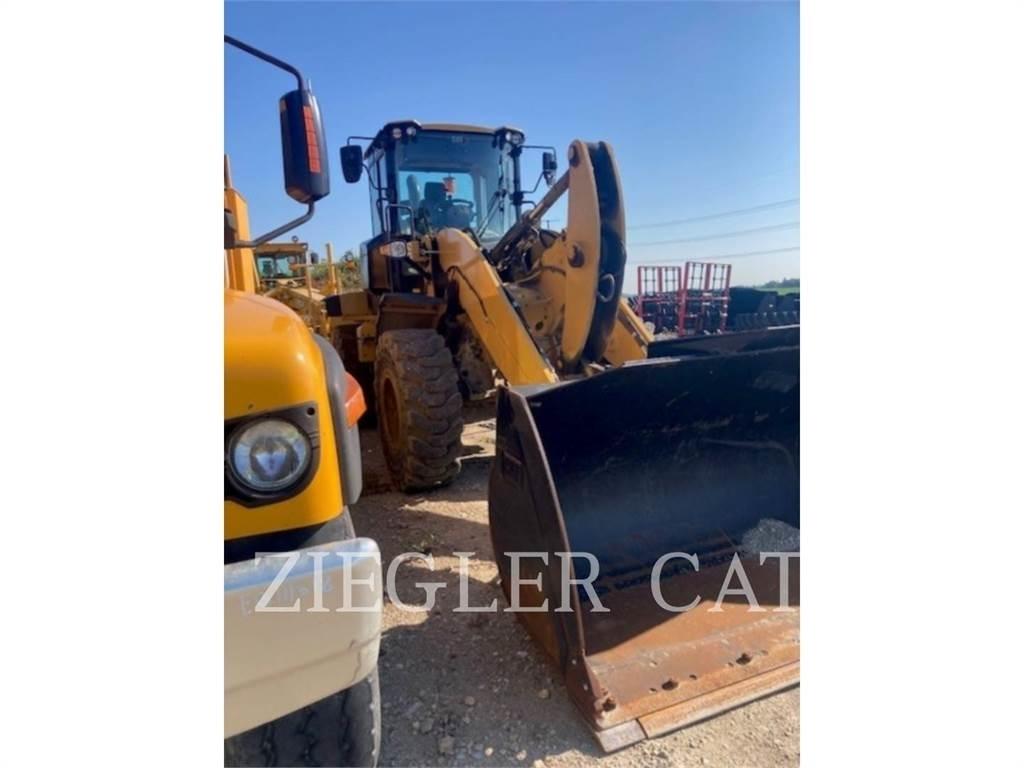 CAT 938M  휠로우더
