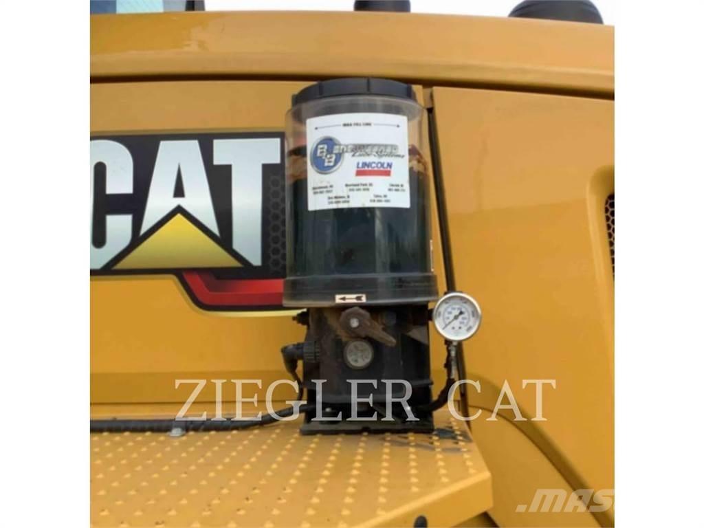 CAT 938M  휠로우더