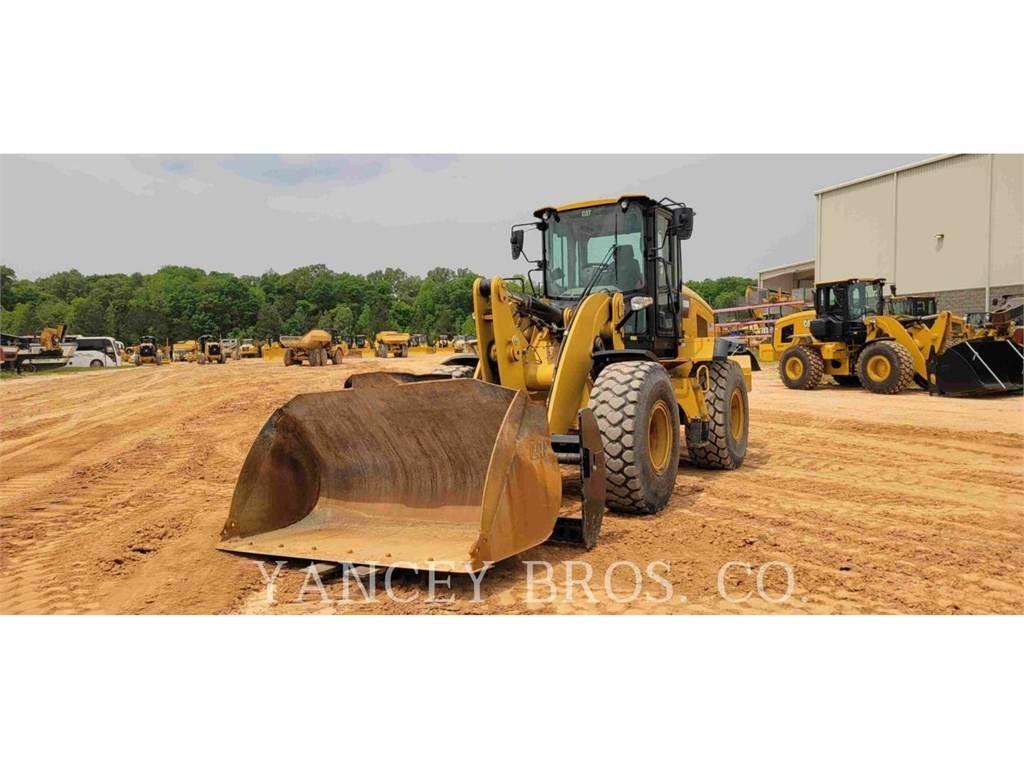 CAT 938M  휠로우더