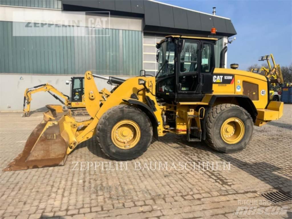 CAT 938M  휠로우더