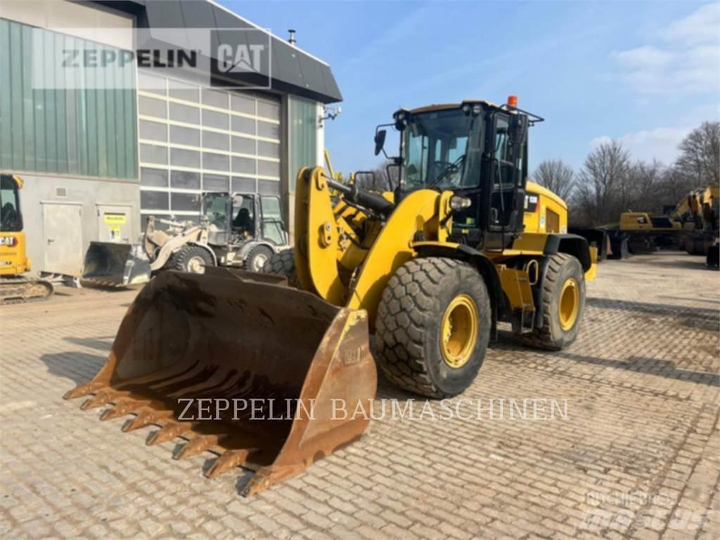 CAT 938M  휠로우더