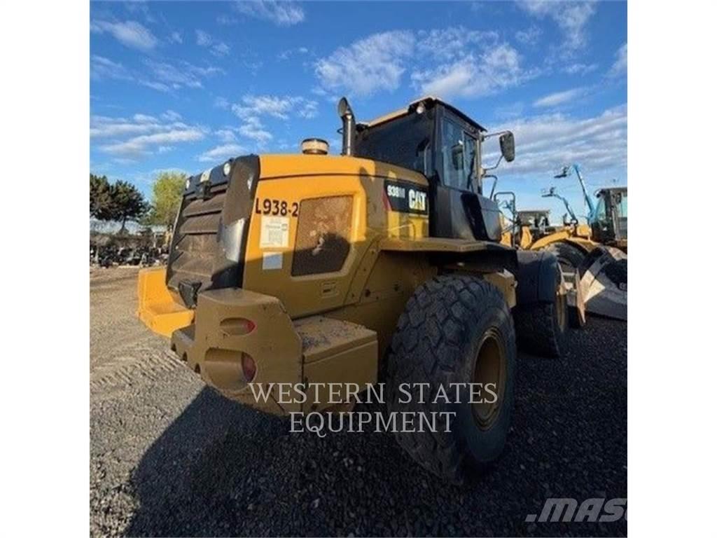 CAT 938M  휠로우더