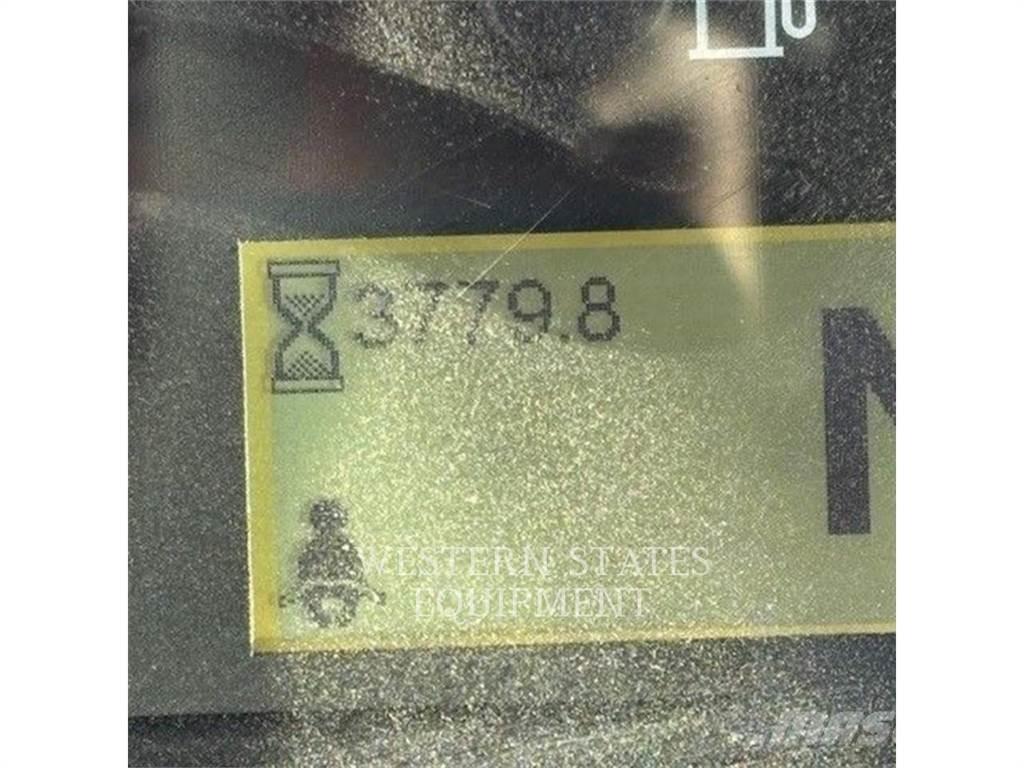 CAT 938M  휠로우더