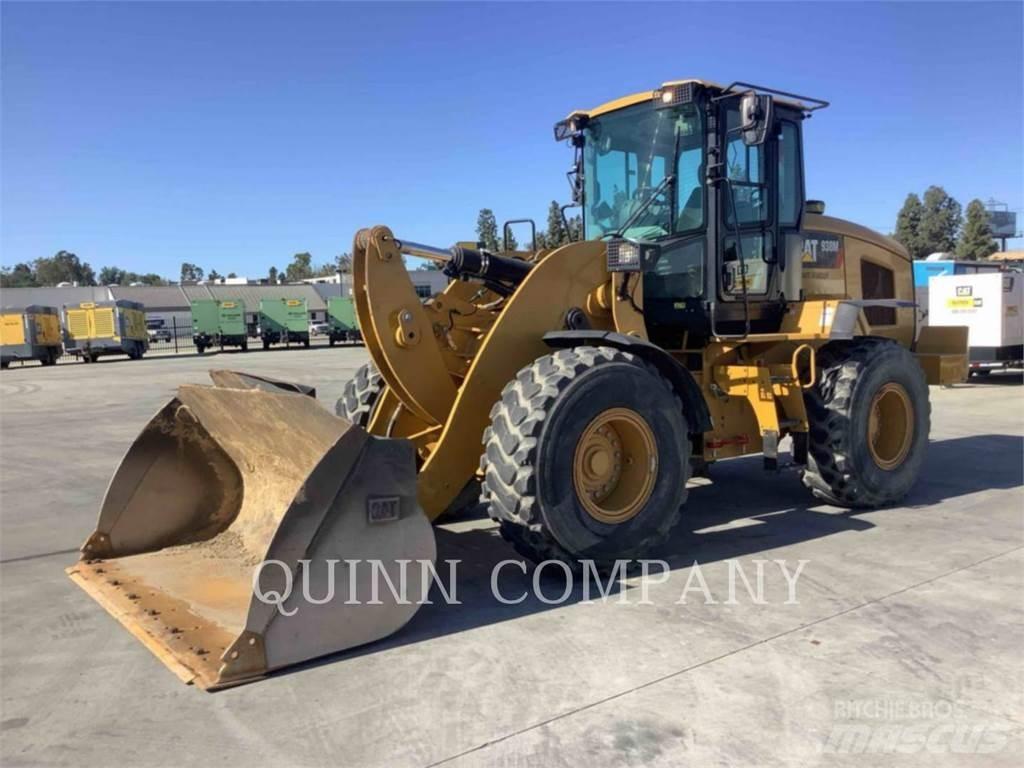 CAT 938M  휠로우더