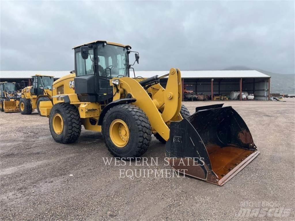 CAT 938M  휠로우더
