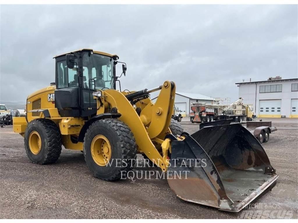 CAT 938M  휠로우더