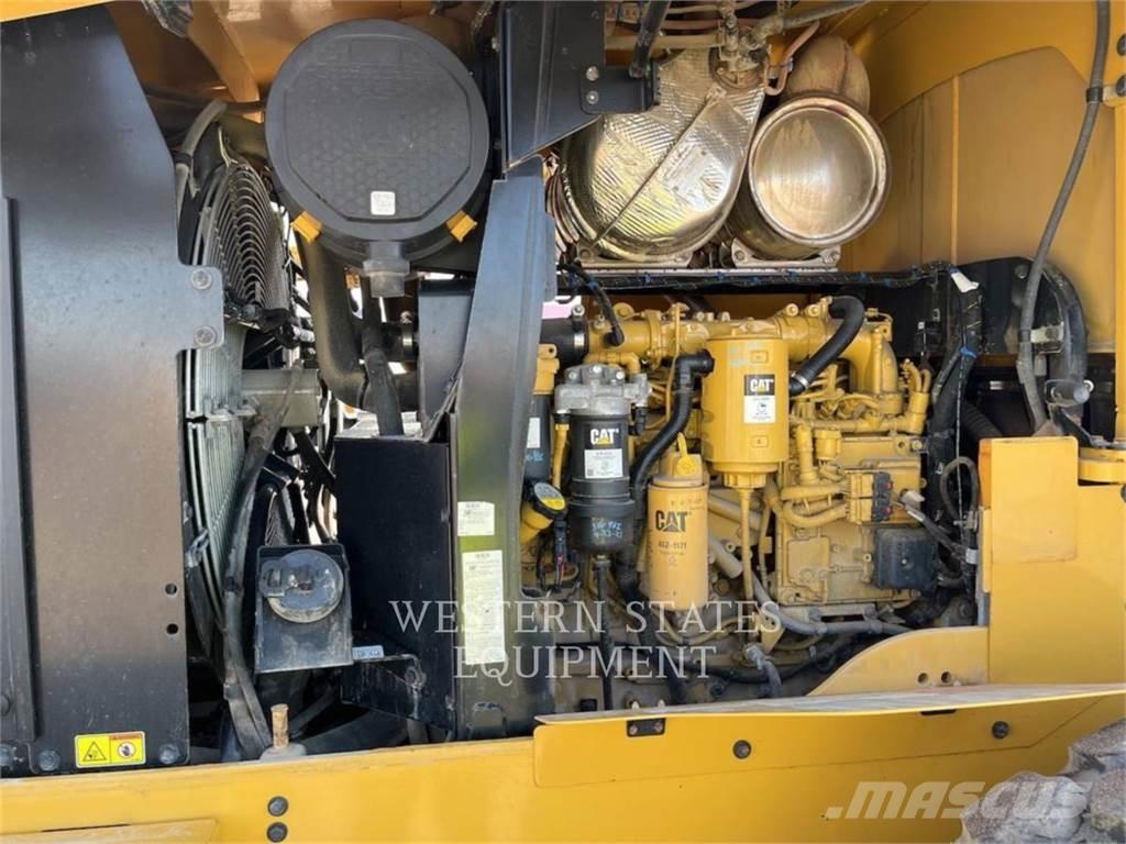 CAT 938M  휠로우더