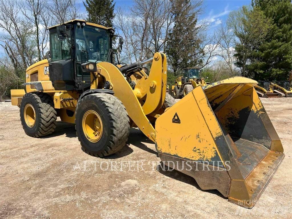 CAT 938M  휠로우더