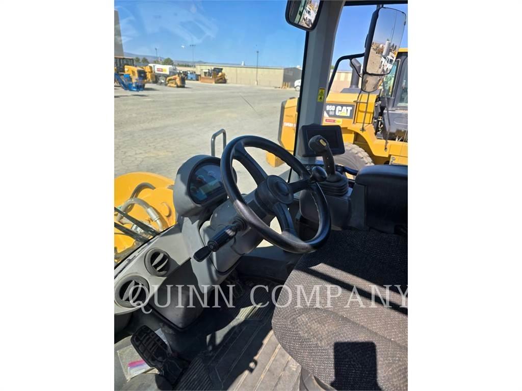 CAT 938M  휠로우더