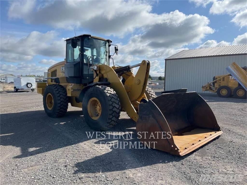 CAT 938M  휠로우더