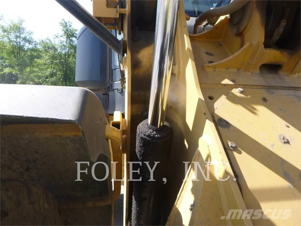 CAT 938M  휠로우더