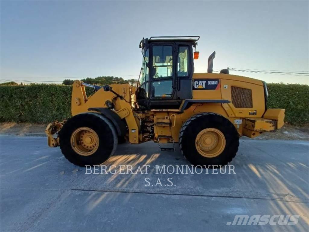 CAT 938M  휠로우더