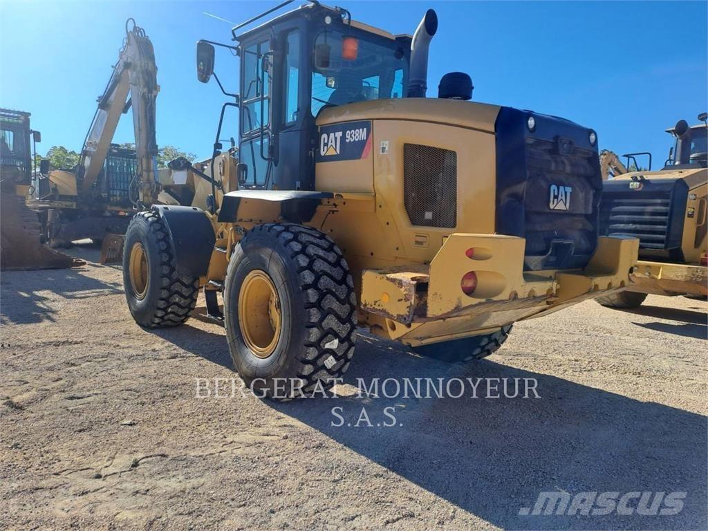 CAT 938M  휠로우더