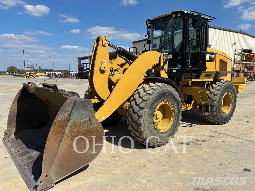 CAT 938M  휠로우더