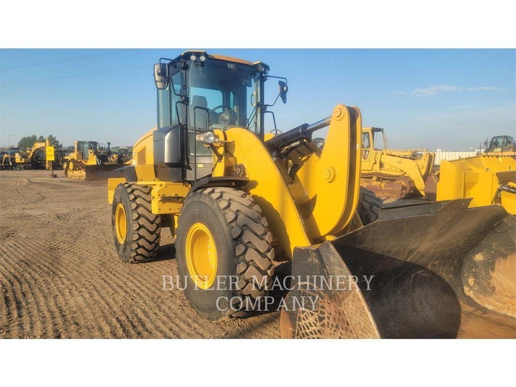 CAT 938M  휠로우더