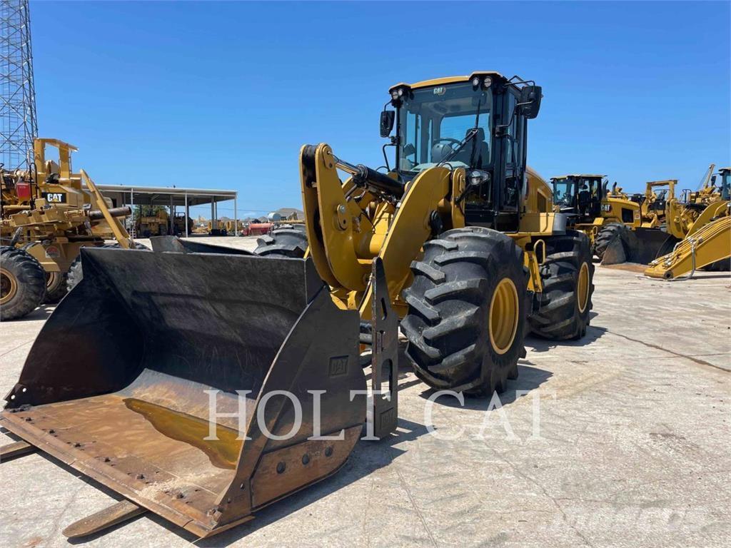 CAT 938M  휠로우더