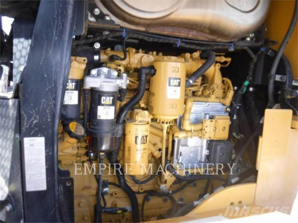 CAT 938M  휠로우더