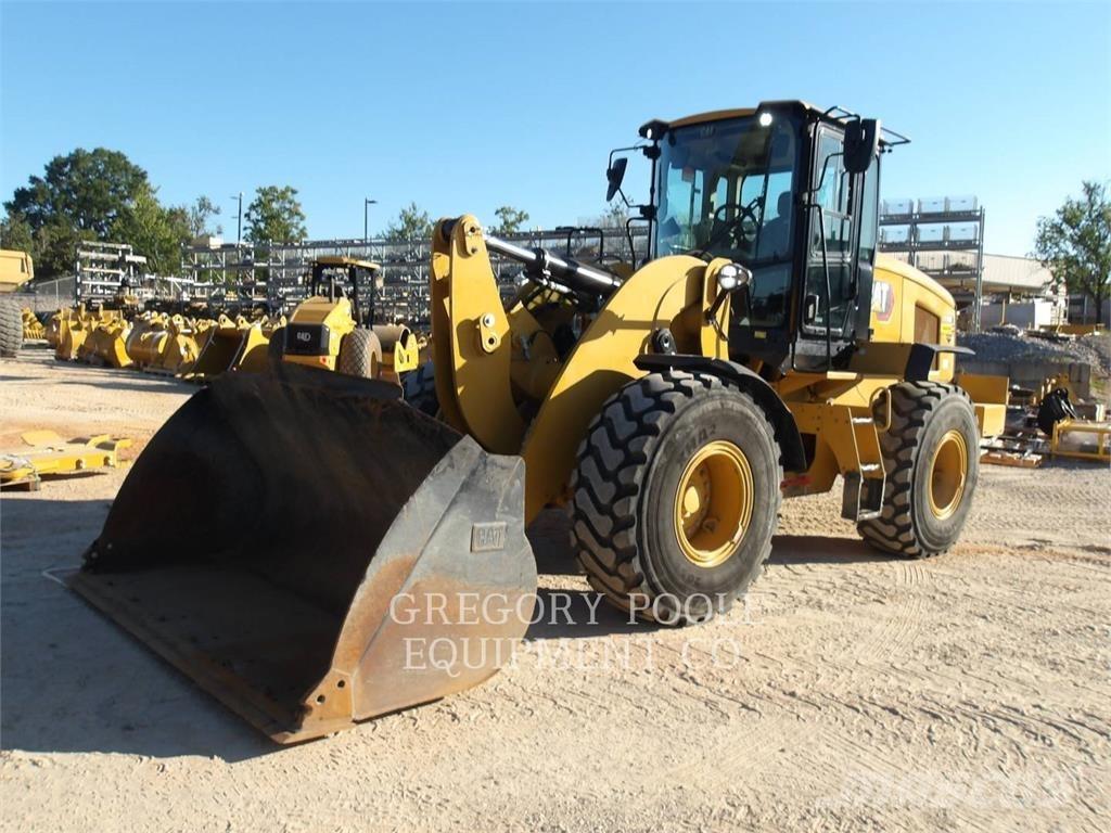 CAT 938M  휠로우더