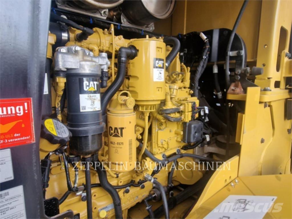 CAT 938M  휠로우더