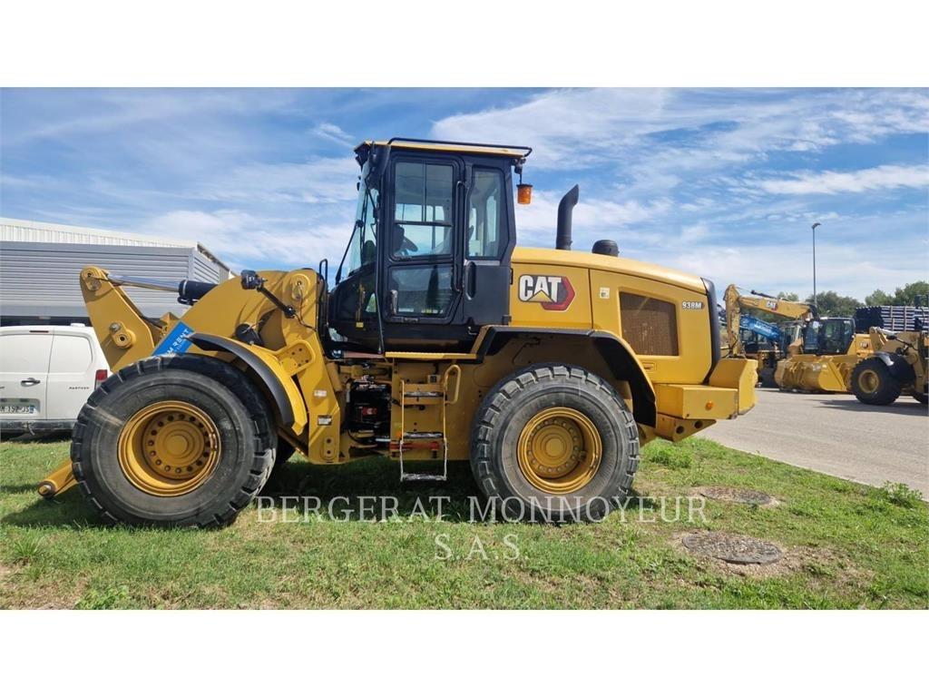 CAT 938M  휠로우더