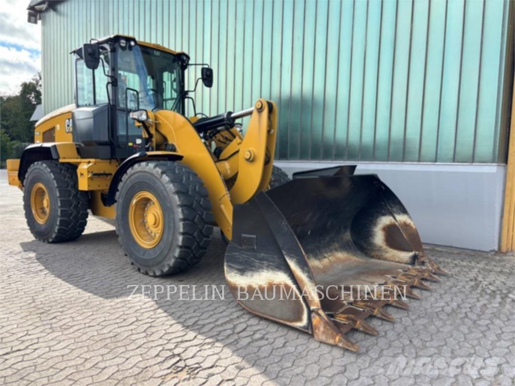 CAT 938M  휠로우더