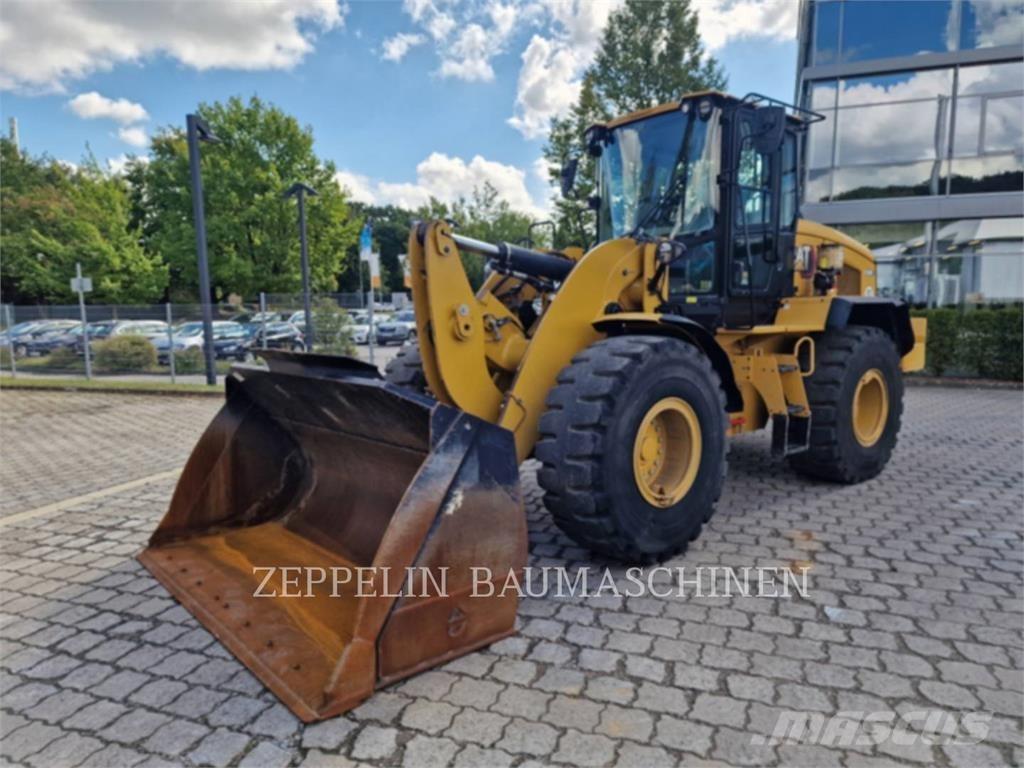 CAT 938M  휠로우더