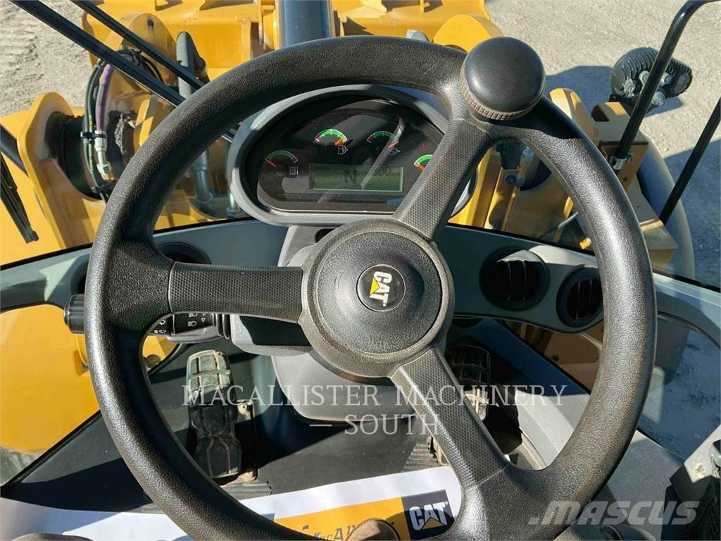 CAT 938M  휠로우더