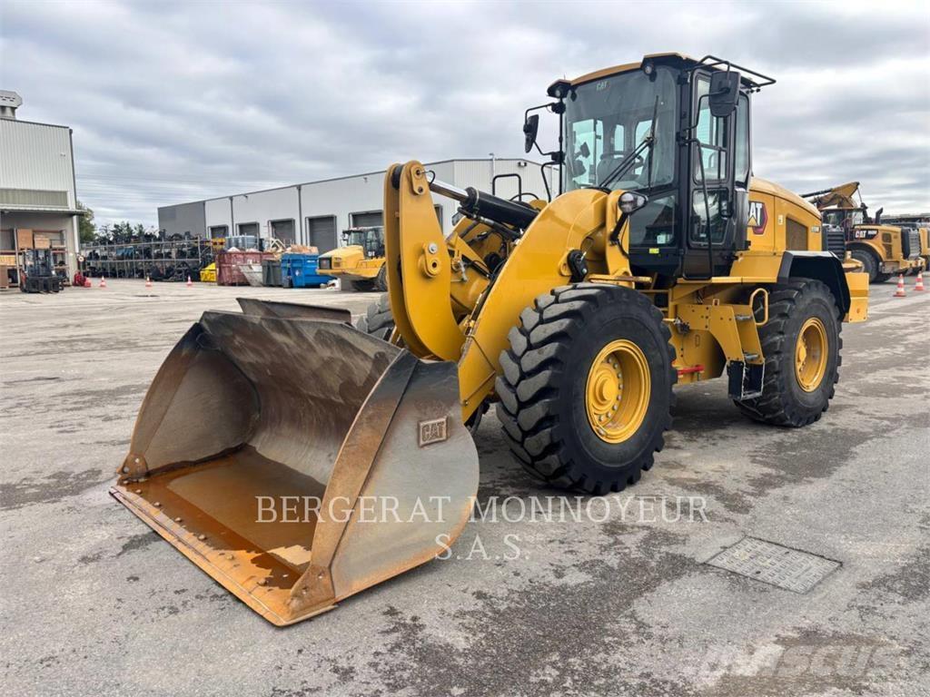 CAT 938M  휠로우더