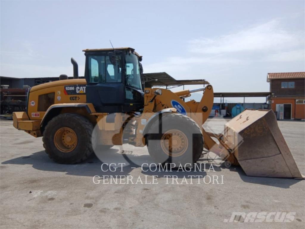 CAT 938M  휠로우더