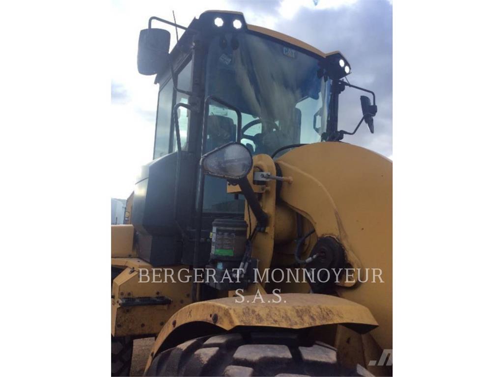 CAT 938M  휠로우더