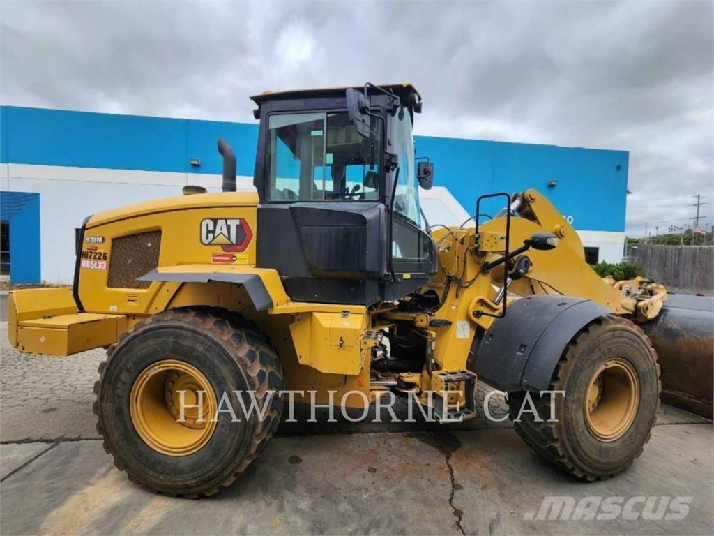 CAT 938M  휠로우더