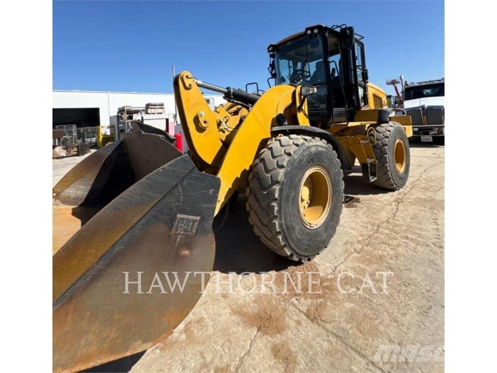 CAT 938M  휠로우더