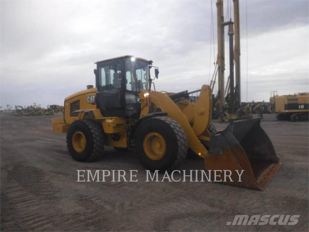 CAT 938M FC  휠로우더