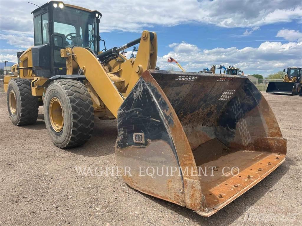 CAT 938M HL  휠로우더