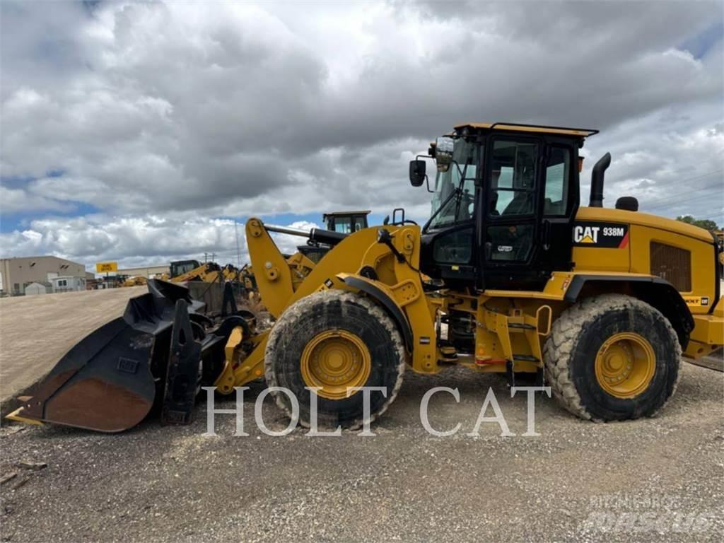 CAT 938M QC  휠로우더