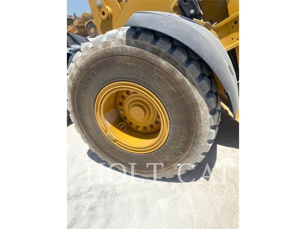 CAT 938M QC  휠로우더