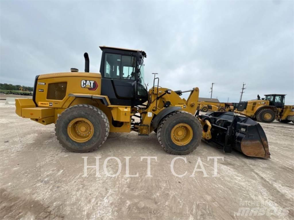 CAT 938M QC  휠로우더