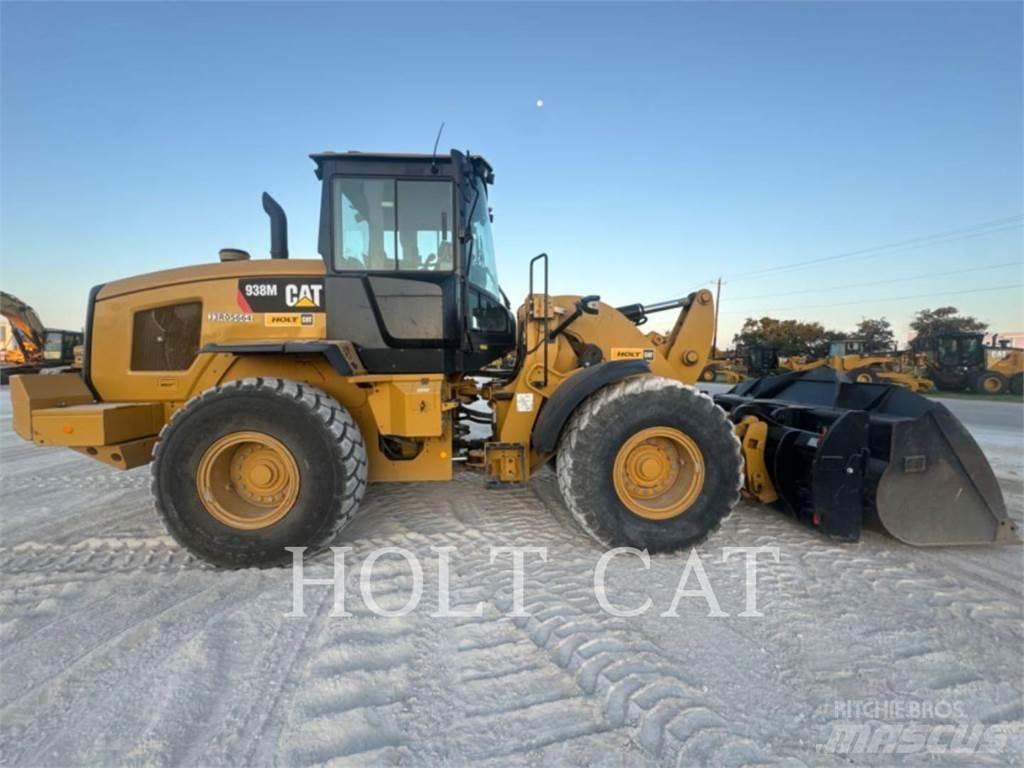CAT 938M QC  휠로우더