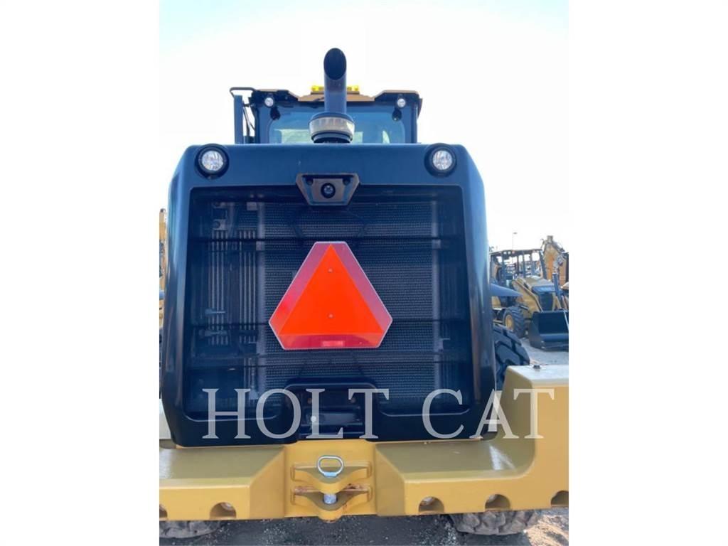 CAT 938M QC  휠로우더