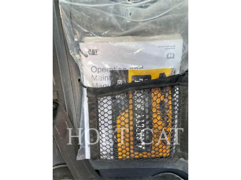CAT 938M QC  휠로우더