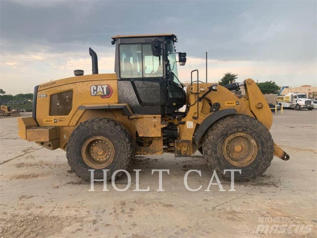 CAT 938M QC  휠로우더