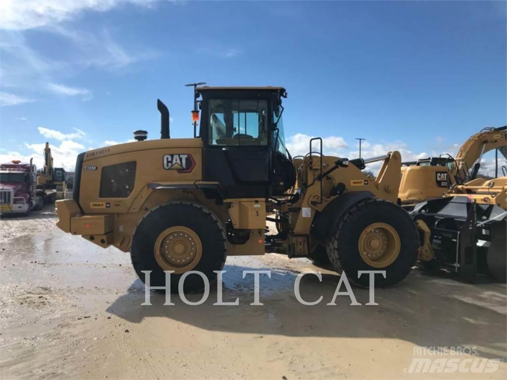 CAT 938M QC  휠로우더