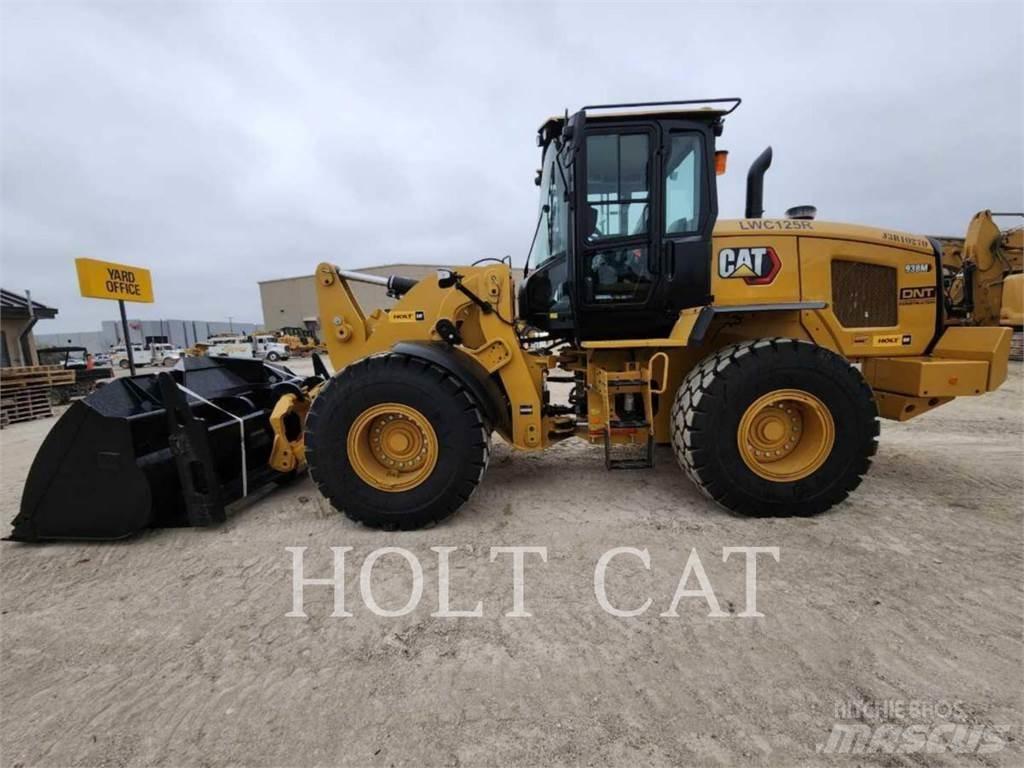 CAT 938M QC  휠로우더