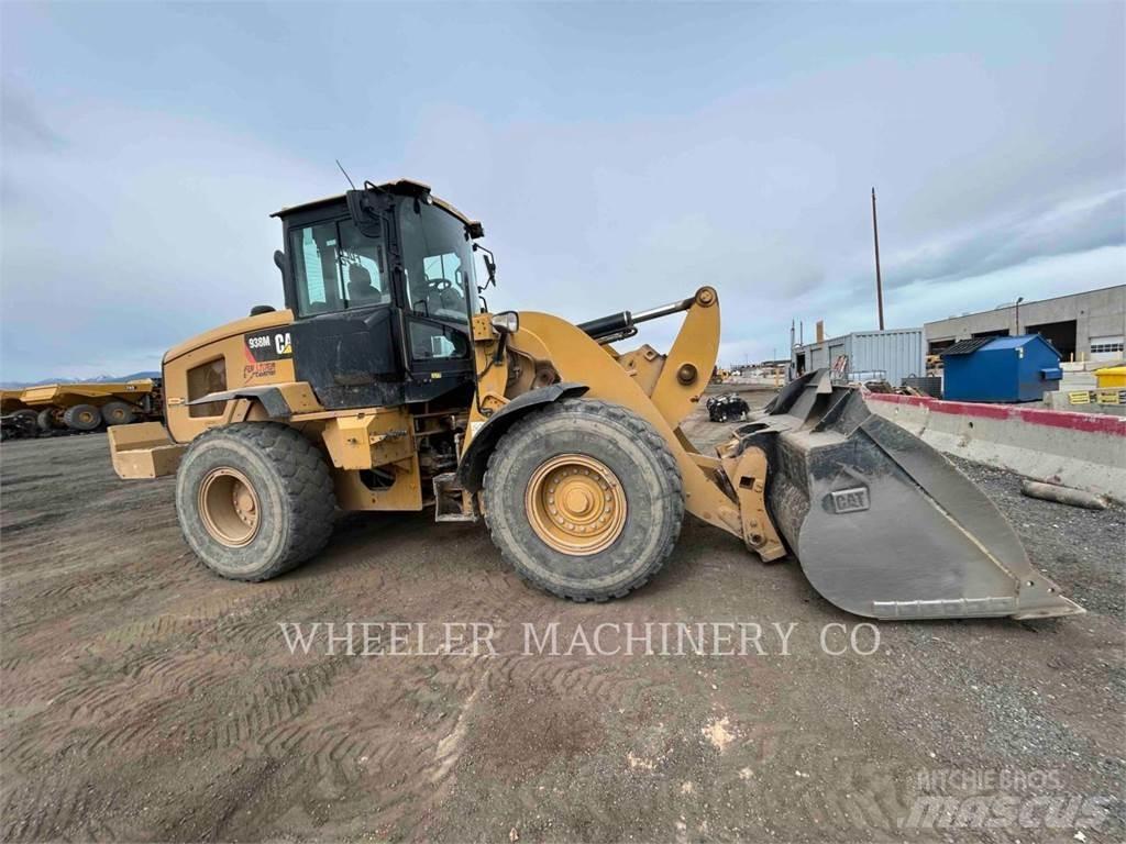 CAT 938M QC  휠로우더
