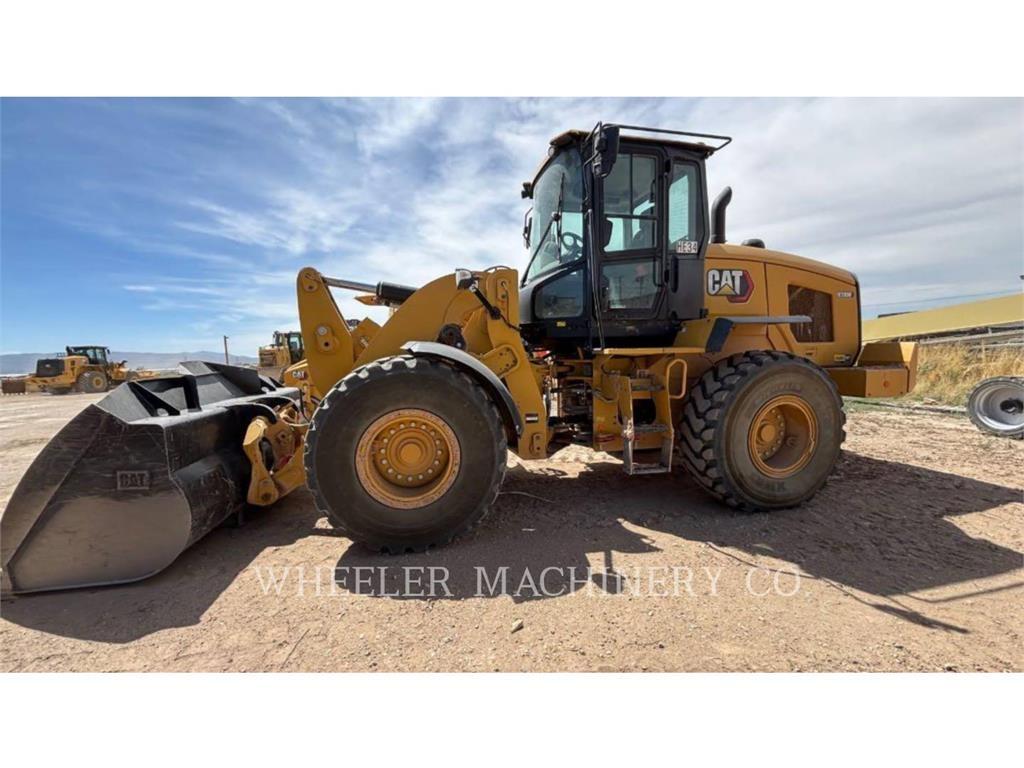 CAT 938M QC  휠로우더