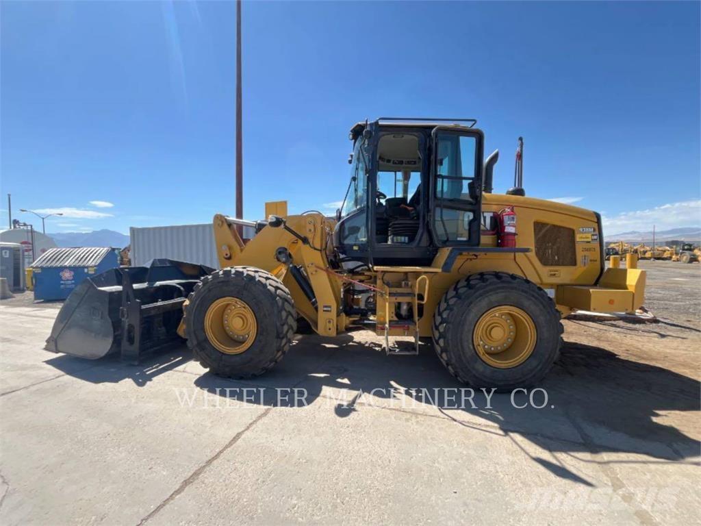 CAT 938M QC  휠로우더