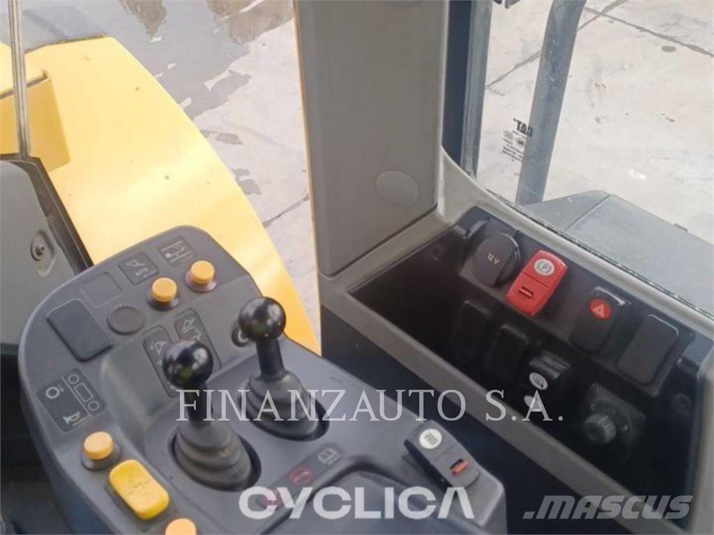 CAT 950M  휠로우더