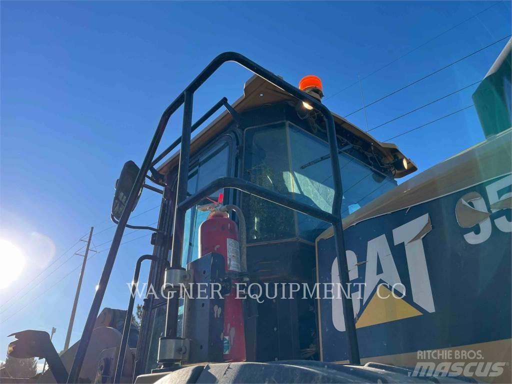 CAT 950M FC  휠로우더
